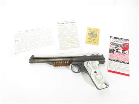 Vintage Benjamin Model 137 Air Pistol W Original Box Sku 1852 Baker
