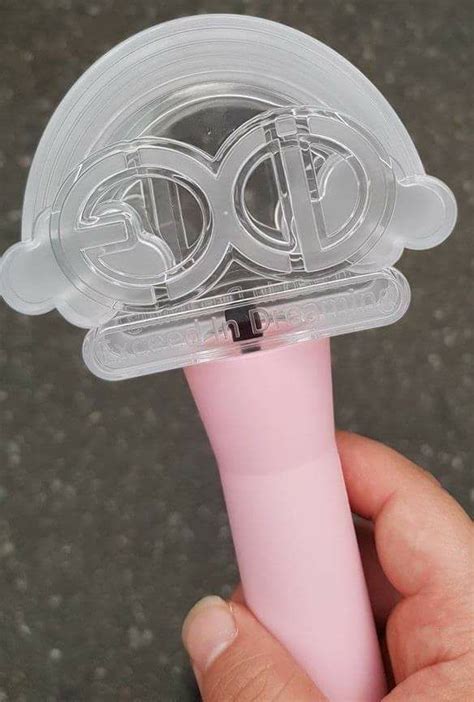 Bukan lightstick, day6 akan merilis light band untuk. EXID Official Lightstick •EA• | Kpopper, Coisas aleatórias ...