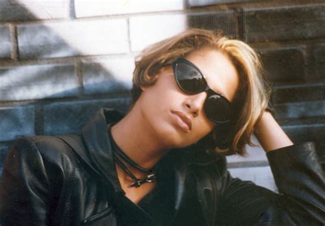 Ecomendo e o melhor site de filme e série que já encontrei, todos os filmes que eu queria ver, parabéns! Evolução de estilo: todos os cabelos de Camila Pitanga ...
