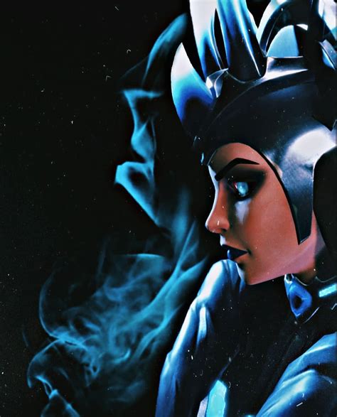 The Ice Queen Fortnite Wallpapers Wallpaper Cave