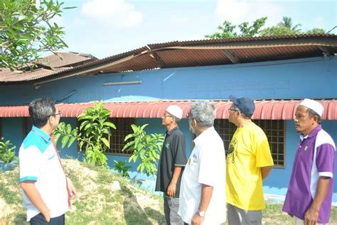 Yb sim urges the people to keep penang clean and to inculcate a recycling habit. N37 Batu Maung: Warga Batu Maung Bangga Mempunyai Haji ...