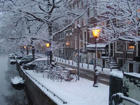 Valjeane1949 Winter Scenes Amsterdams Snowy Night In 2021 Winter