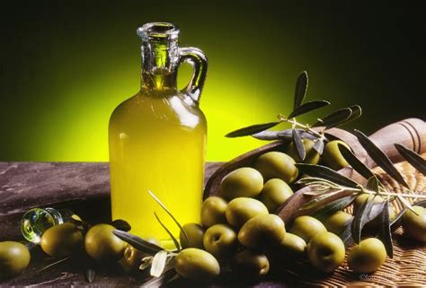 Perché per i Siciliani è importante acquistare l olio d oliva extra vergine dagli stessi