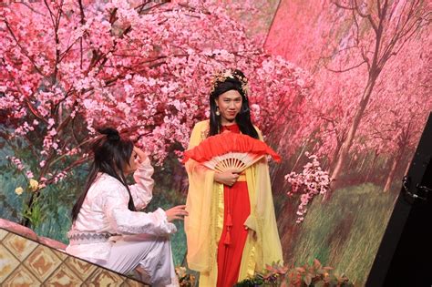 Chọn phiên bản 79 1 / nguyễn phúc lâm: Dương Lâm hết hồn với nhan sắc của "cô nương" Anh Đức ...