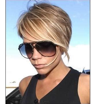 Hair inspiration for women with big foreheads. 20 Photos Short Hairstyles for High Forehead