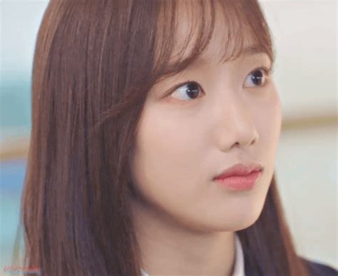 연예, 이나은, leenaeun community portal dcinside. 에이프릴어쩌다 발견한 하루 28회 이나은.jpgif : MLBPARK