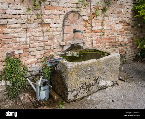 Old Watering Trough Hi Res Stock Photography And Images Alamy