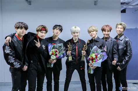 There is no generally accepted standard according to current british thoracic society (bts) guidelines, patients should be treated with active. BTS And ARMY Relive Some Of The Best Moments Of The Past ...