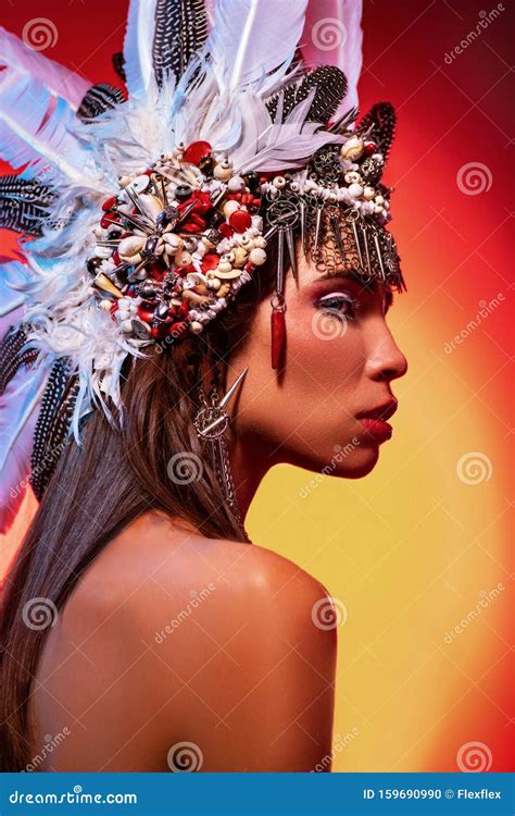 Side View Of Beautiful Naked Woman In Tribal Headdress Stock Photo Image Of Amazon Beautiful