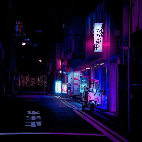 Anime aesthetic 90s anime aesthetics aesthetics. Jinbōchō Nights / 神保町 / Sleepless Nights / 04:00:12 / "A ...