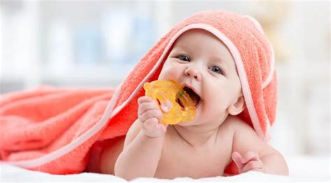 Natural Teething Remedies What Works And What Doesnt