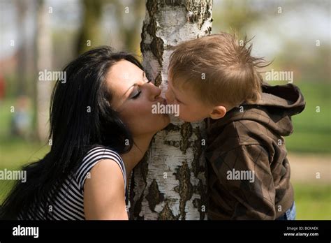 Mom And Son Kissing Hot Romance Com My Xxx Hot Girl