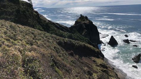 The official account of lincoln city football club. Woman found dead off Oregon coast near Lincoln City | KTVL