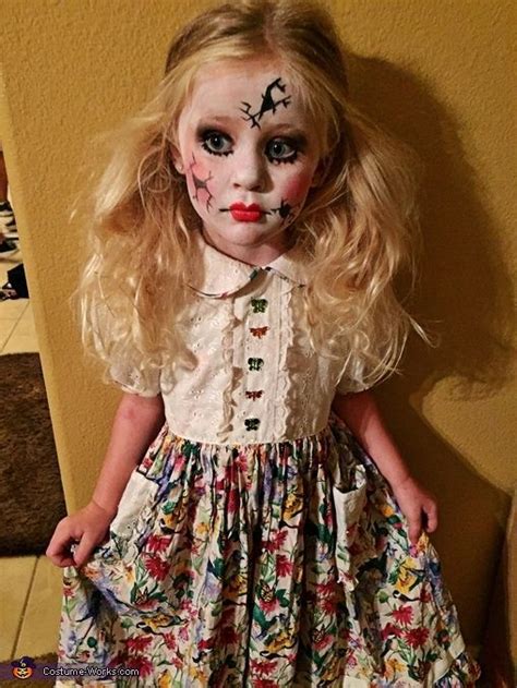 Cracked Doll Halloween Costume Contest At Costume In 2019