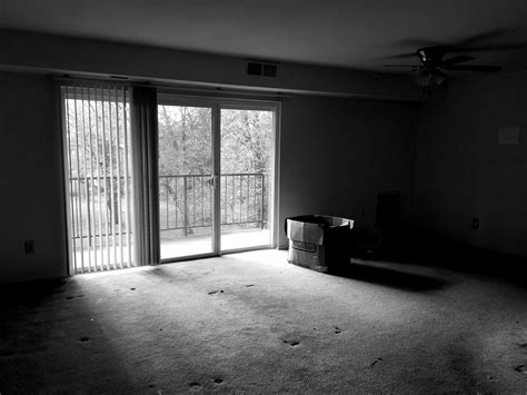 The Schumin Web » Empty apartment