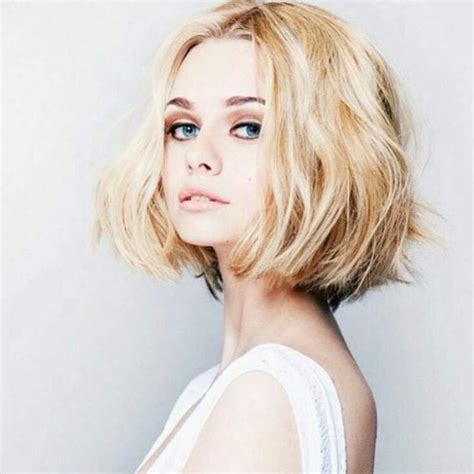 Blonde Bob Hairstyles Short Hairstyles For Women Volume Hairstyles Woman Hairstyles Short
