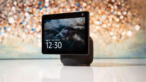 Amazon Echo Show 10 Review A Smart Display On The Move Cnet