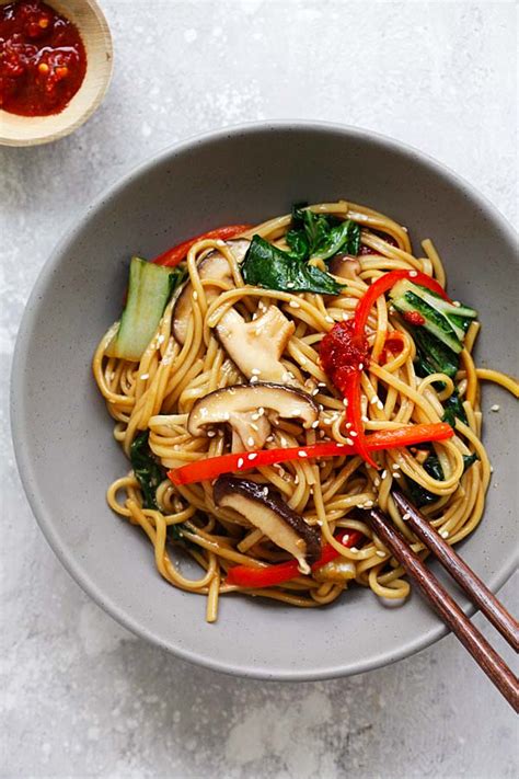 You're still using soy sauce, but you're balance out its flavor with fresh. Lo Mein with Vegetables - Lo Mein Noodles - Rasa Malaysia