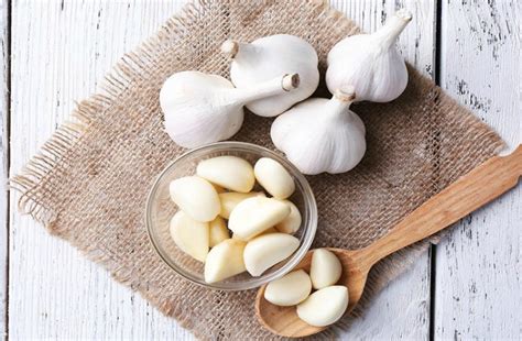 35 Proven Amazing Benefits Of Garlic For Skin Hair And Health