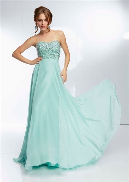 Elegant Strapless Sweetheart Neckline Long Mint Green Chiffon Beaded