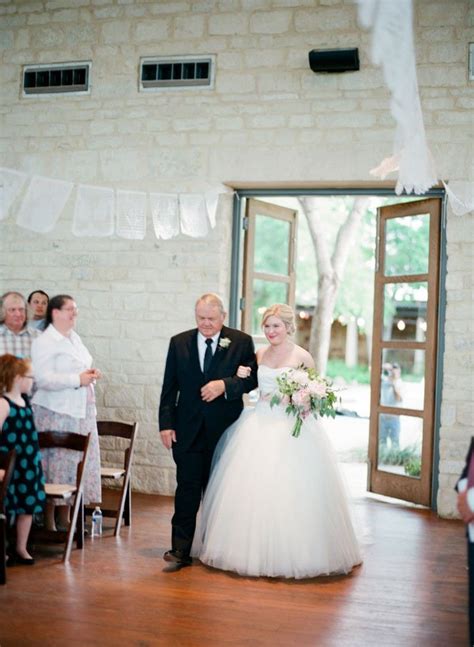 Designer of lynda bird johnson's wedding dress. An Elegant Wedding Fiesta at the Lady Bird Johnson ...