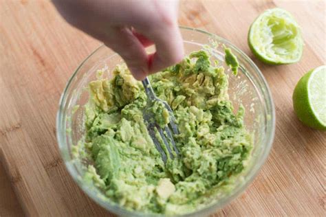 How To Make The Best Guacamole Homemade Guacamole Recipe Spicy