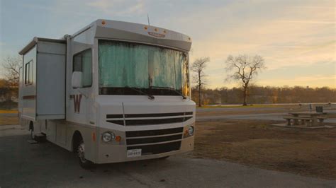 Let's try to find that out below! How Much Does It Cost to Live in an RV Full-Time? | Rv ...