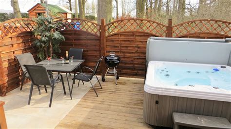 Black bull retreat, barmston with private hot tubs 48 sands ln, barmston, driffield yo25 8pg. Log Cabins With Hot Tubs In North Wales | Llannerch ...