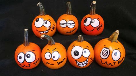 20 Cute Halloween Pumpkin Painting Ideas