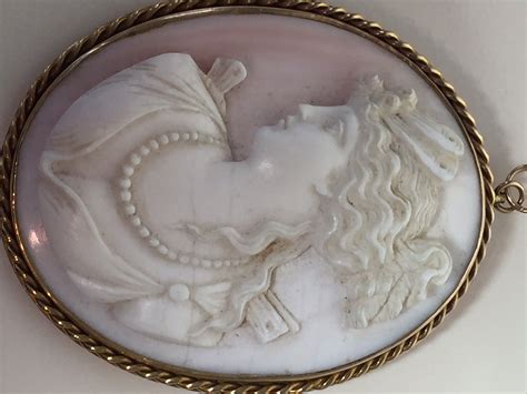Victorian Hand Carved Cameo Brooch Or Pendant At 1stdibs