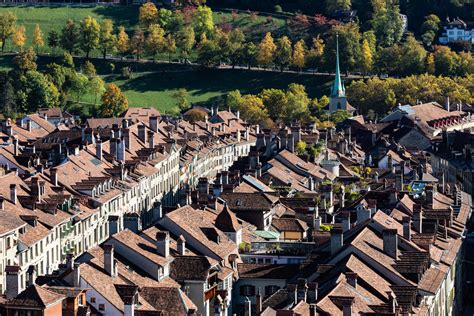 Altstadt von Bern (Detailaufnahme) Foto & Bild | dächer ...
