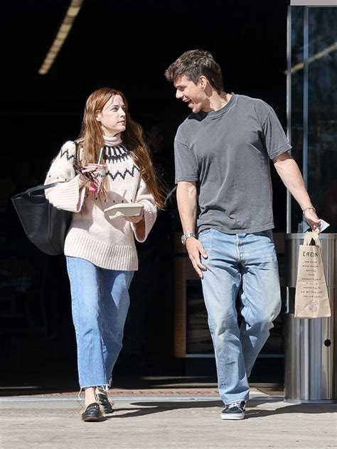 Riley Keough Husband Ben Smith Petersen Go Shopping In Rare Outing Hollywood Life Jnews