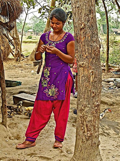 Village Woman In Traditional Nepali Clothing In Tharu Village In Nepal In 2021 Traditional