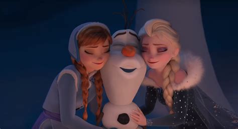 Watch The First Trailer For Olaf S Frozen Adventure The Frozen Short You Won T Be Able To