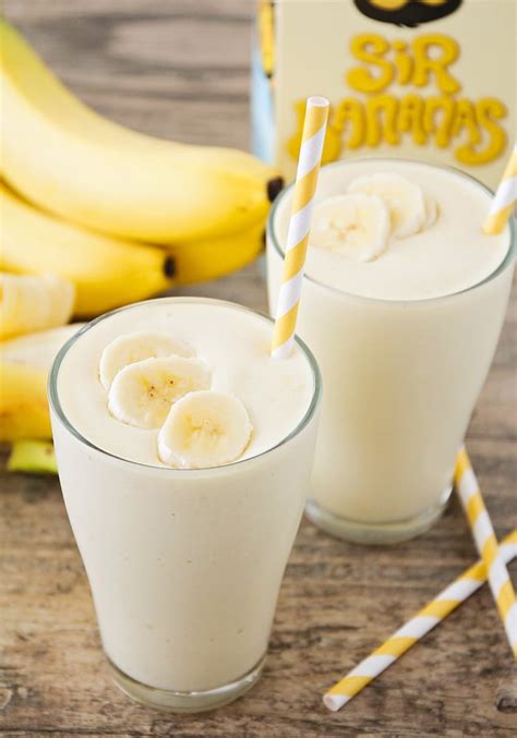 It all starts with a banana, and the combinations are nearly endless! Tropical Banana Smoothie (Fresh Fruit) | Somewhat Simple