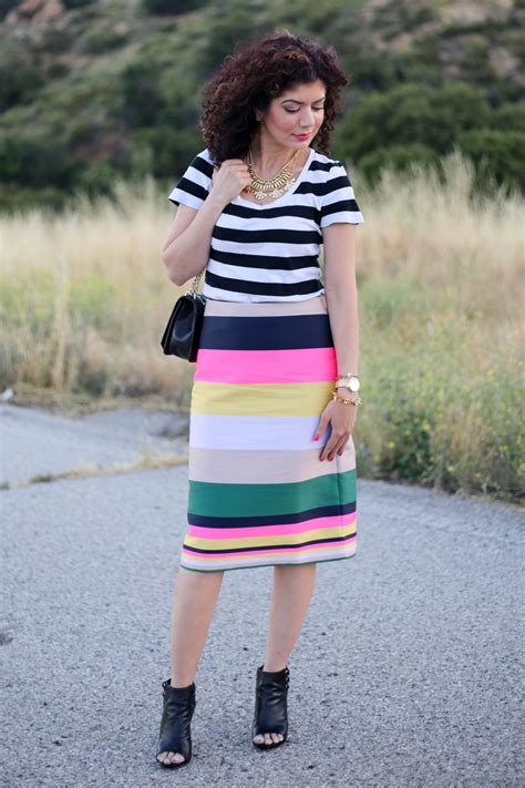 How To Wear A Stripe On Stripe Pattern Mixing Outfit Pattern Mixing