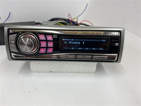 Alpine Car Radio Stereo Cd Mp3 Player Model Cda 9857r Oel Display Jt