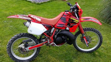 Have the v5 for it and that is showing 1st jan 1993 as date of 1st registration. Honda CRM 250 mk1 2 stroke enduro motocross field bike ...