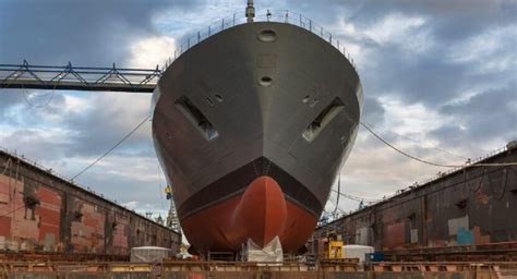 Retomada da construção naval Construção de navios em estaleiros