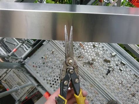 How To Cut Metal Without Using Power Tools Tin Snips Or 2022