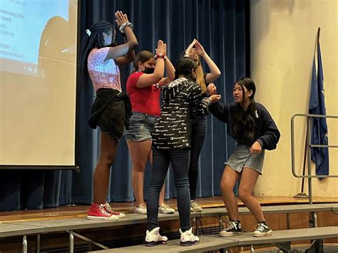 Norwalk Nathan Hale Middle School Integrates The Arts Into Everyday