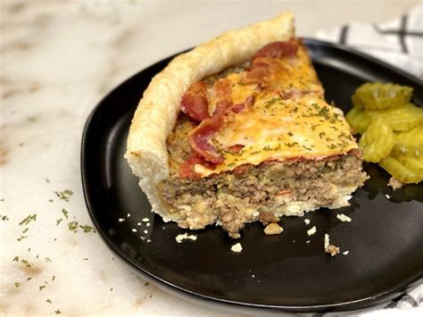 Delicious Bacon Cheeseburger Pie Recipe Recipe Burger Toppings Baked Dishes Hashbrown