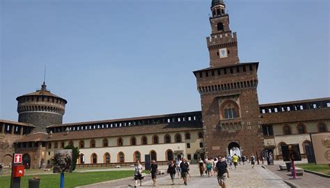 Castello Sforzesco The Sforza Castle Of Milan Living In Italy
