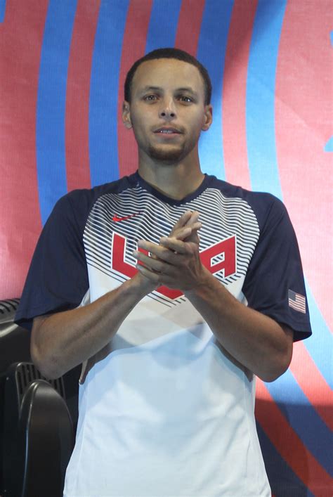 Steph curry is celebrating his 33rd birthday today. Stephen Curry - Wikipedia, la enciclopedia libre
