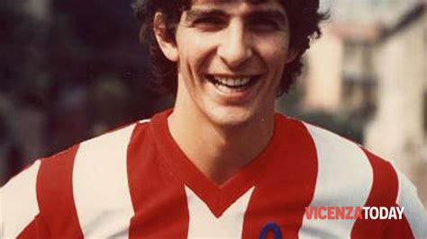 Paolo rossi, the lovable football poet who brought joy to the whole of italy in 1982 is dead, the paolo rossi nearly didn't make the 1982 world cup. Calcio mercato, Paolo Rossi consegna tessere Nobile ...