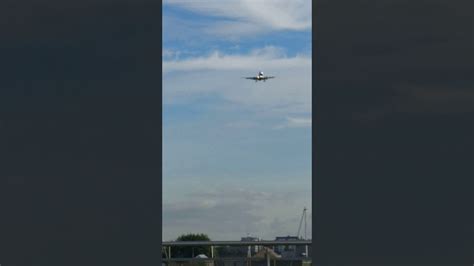 Aeroplane Landing Over Bridge Near London City Airport Youtube