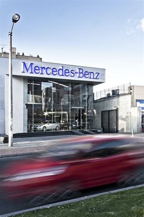 Mercedes Benz Flagship Store Entorno Aid Archinect