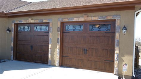 Choosing A Steel Garage Door With A Wood Look Garage Ideas