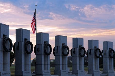 Veterans Day Commemoration At World War Ii Memorial National Mall And