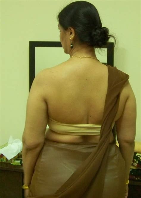 Indian Aunty Back Nude
